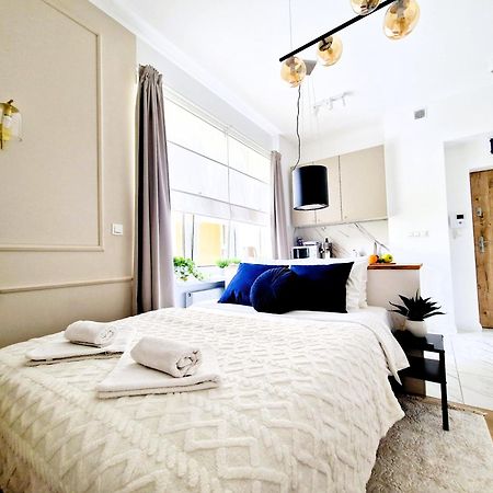J&W Apartments Grojecka Glam Flat Varšava Exteriér fotografie