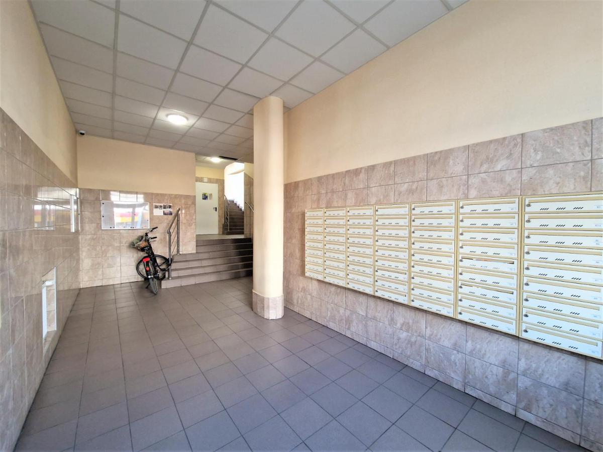 J&W Apartments Grojecka Glam Flat Varšava Exteriér fotografie
